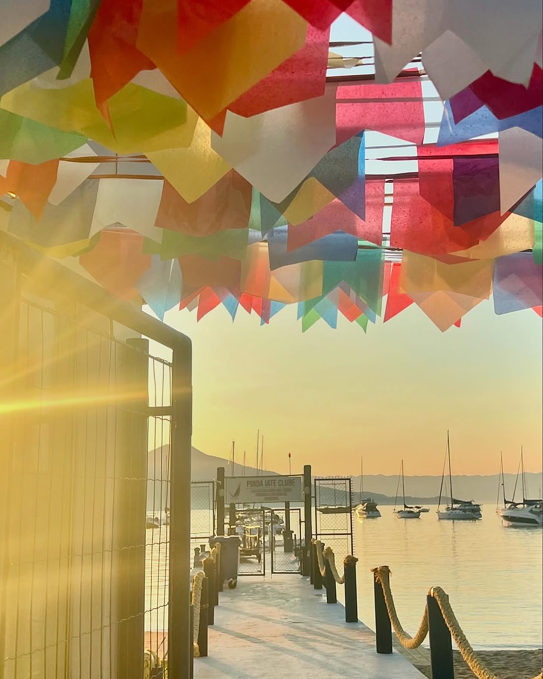 Sede do Pindá decorada para o Arraial