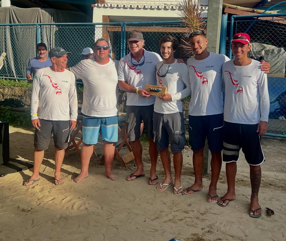 Equipe reunida após a Regata de Verão do Pindá